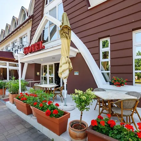 Negy Evszak Hotel Hajduszoboszlo