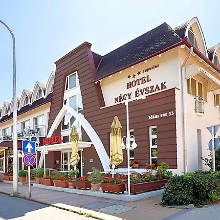Negy Evszak Hotel 3*