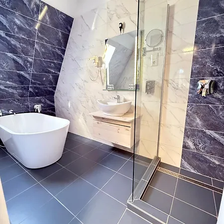 Hotel Negy Evszak